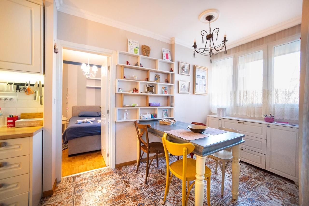 Sava Centar 1-Bedroom Apartments In The Heart Of New Belgrade Exterior photo