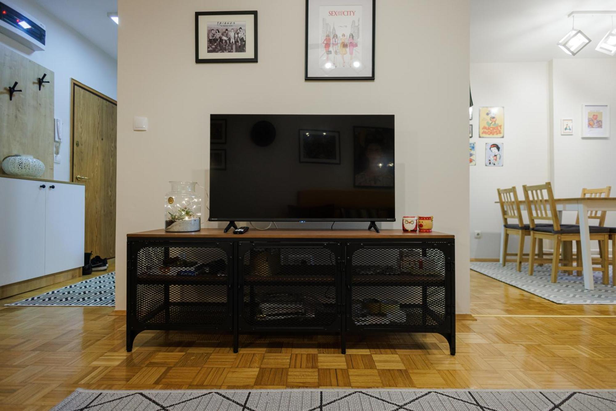 Sava Centar 1-Bedroom Apartments In The Heart Of New Belgrade Exterior photo
